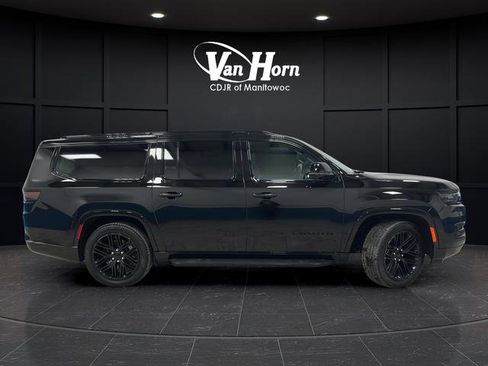 Used 2024 Jeep Wagoneer L Series II w/ Convenience Group I image 46