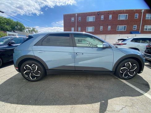 Used 2024 Hyundai Ioniq 5 SEL RWD image 2