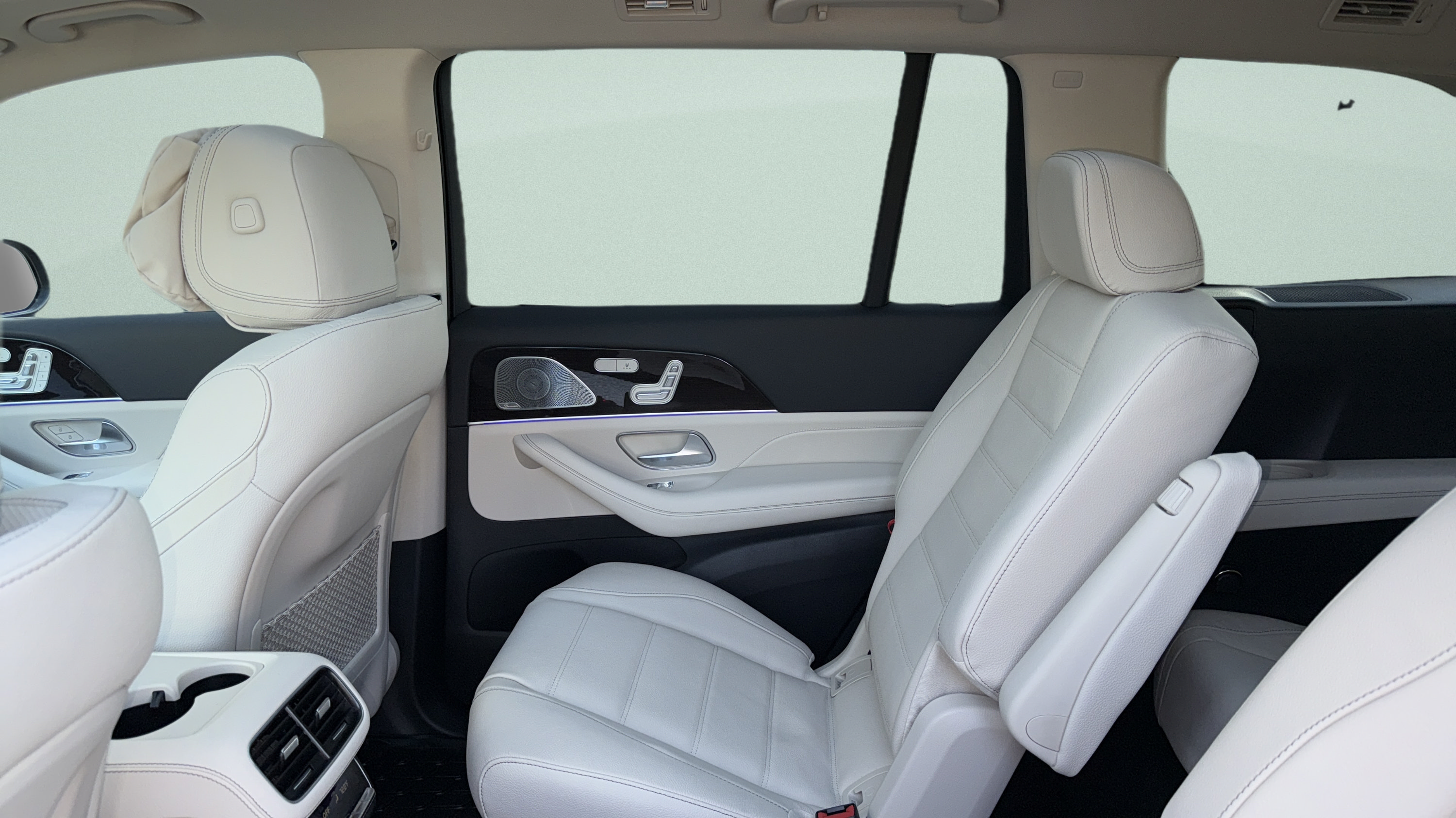 Certified 2026 Mercedes-Benz GLS 450 4MATIC image 28