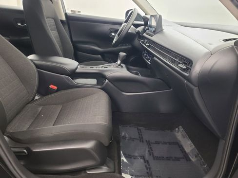 Used 2023 Honda HR-V LX image 33