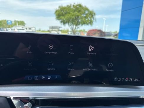 Used 2024 Cadillac Lyriq Luxury AWD/4WD image 25