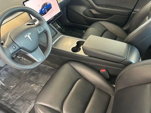 Used 2023 Tesla Model 3 Standard Range RWD image 11