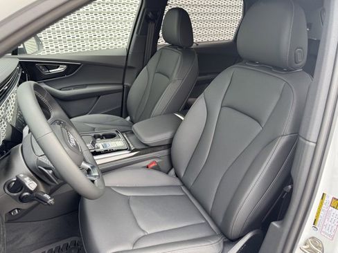 New 2025 Audi Q7 3.0T Premium Plus image 9