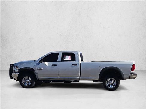 Used 2017 RAM 2500 Tradesman w/ Chrome Appearance Group image 8