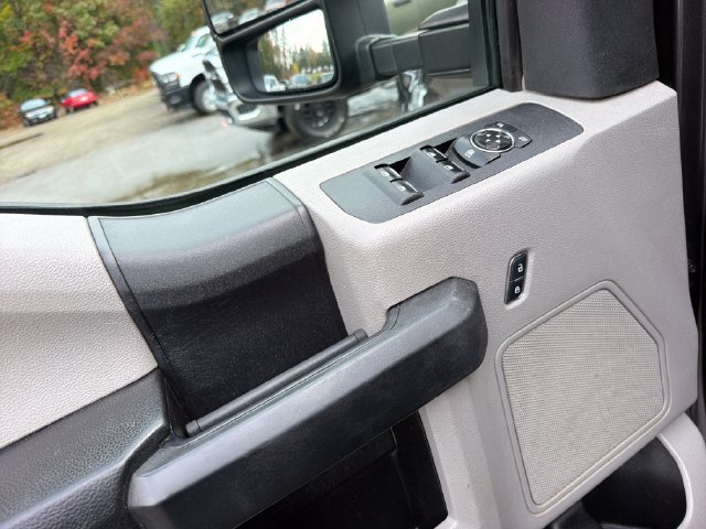 Used 2018 Ford F350 XL w/ Power Equipment Group AWD/4WD image 12