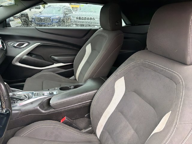 Used 2021 Chevrolet Camaro LT RWD image 19