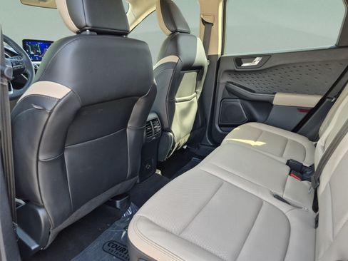 Used 2020 Ford Escape SEL FWD image 16