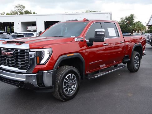 Certified 2024 GMC Sierra 2500 SLT w/ SLT Premium Package AWD/4WD image 5