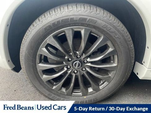 Used 2024 Nissan Armada Platinum w/ Captain's Chairs Package AWD/4WD image 20