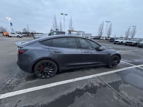 Used 2022 Tesla Model 3 Performance image 7