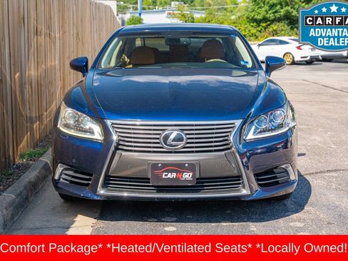 Used 2013 Lexus LS 460 AWD w/ Comfort Pkg image 2