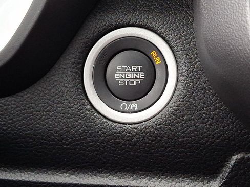 Used 2025 RAM 1500 Big Horn image 26