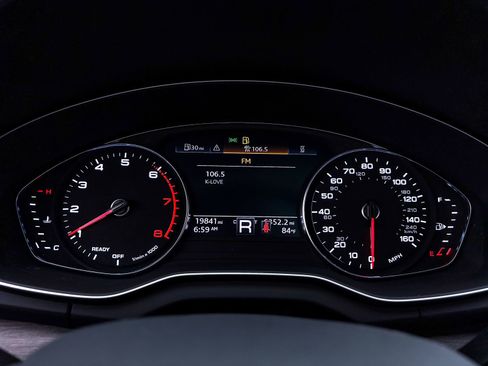 Used 2022 Audi Q5 2.0T Premium w/ Convenience Package AWD/4WD image 32