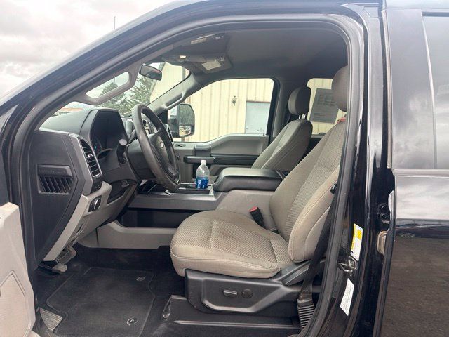 Used 2020 Ford F350 XLT w/ XLT Premium Package AWD/4WD image 3