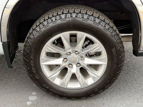 Used 2021 Chevrolet Silverado 1500 LTZ image 19