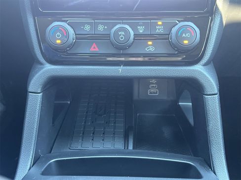 New 2025 Ford Ranger XLT image 6