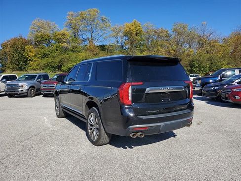 Used 2021 GMC Yukon XL Denali image 6