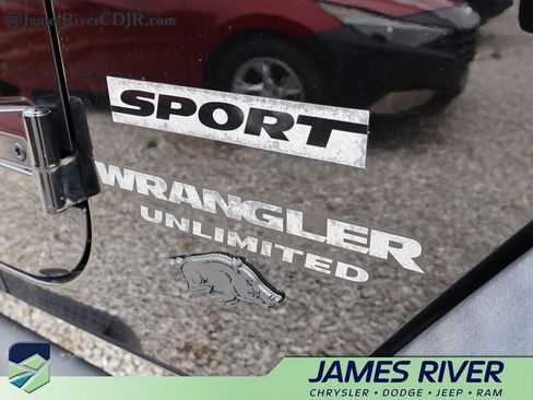 Used 2016 Jeep Wrangler Unlimited Sport w/ Quick Order Package 24S AWD/4WD image 10