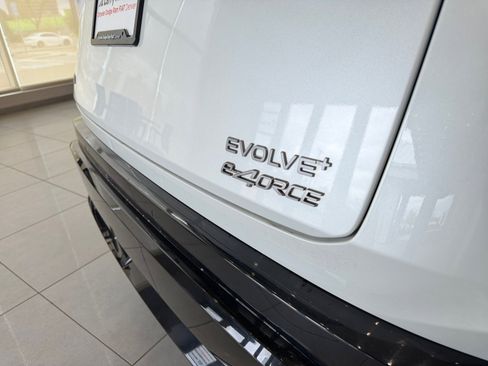Used 2023 Nissan Ariya AWD image 24