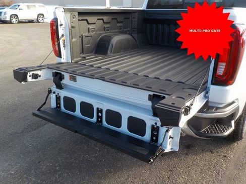 New 2026 GMC Sierra 1500 SLT w/ SLT Premium Plus Package image 7