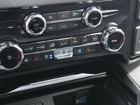 New 2026 Ford F350 Platinum AWD/4WD image 32