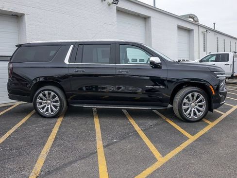 New 2026 Chevrolet Suburban Premier AWD/4WD image 5