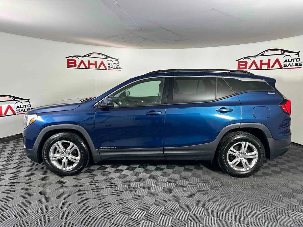Used 2019 GMC Terrain SLE w/ Driver Convenience Package FWD image 5