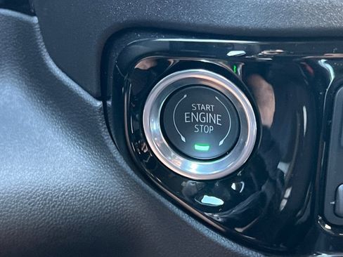 New 2026 Chevrolet Silverado 1500 RST w/ Redline Edition AWD/4WD image 22