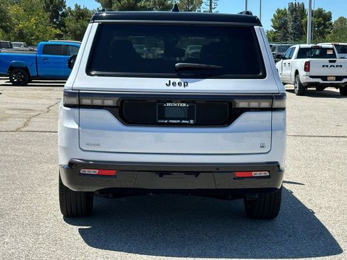 New 2026 Jeep Grand Wagoneer 4WD image 6