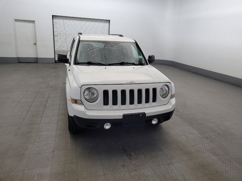 Used 2016 Jeep Patriot Sport w/ Power Value Group FWD image 14