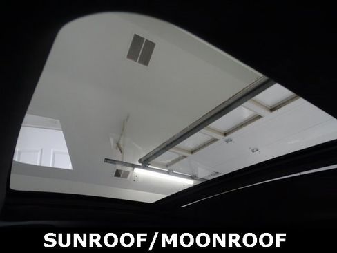 Used 2019 Cadillac XT4 Premium Luxury image 11