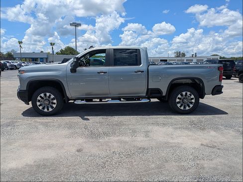 New 2026 Chevrolet Silverado 2500 Custom w/ Custom Value Package AWD/4WD image 4