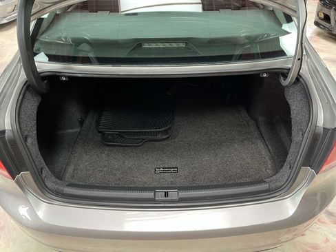 Used 2013 Volkswagen Passat 2.5 SE FWD image 25