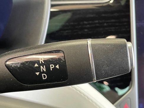 Used 2018 Tesla Model X 75D AWD/4WD image 24