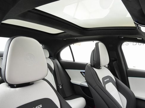 New 2026 Mercedes-Benz E 53 AMG e 4MATIC Sedan image 18