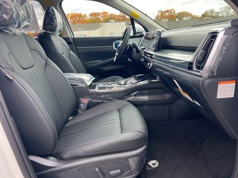 New 2026 Kia Sorento EX image 14