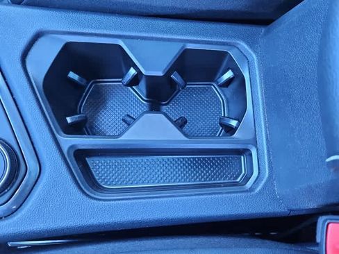 Used 2023 Volkswagen Tiguan SE R-Line image 10