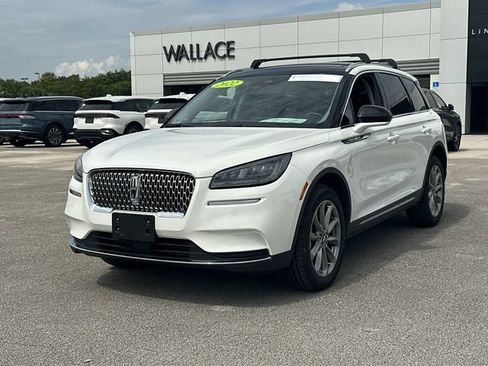 Certified 2022 Lincoln Corsair AWD w/ Premium Package image 3