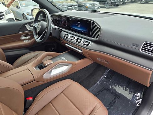 Used 2024 Mercedes-Benz GLE 350 4MATIC image 10