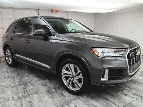 Used 2023 Audi Q7 2.0T Premium Plus w/ Premium Plus Package AWD/4WD image 3