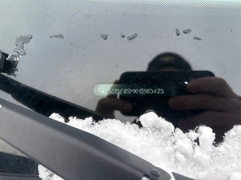 Used 2017 Chevrolet Cruze LT w/ Convenience Package image 22