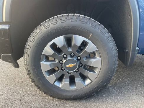 New 2026 Chevrolet Silverado 2500 Custom w/ Custom Value Package image 6