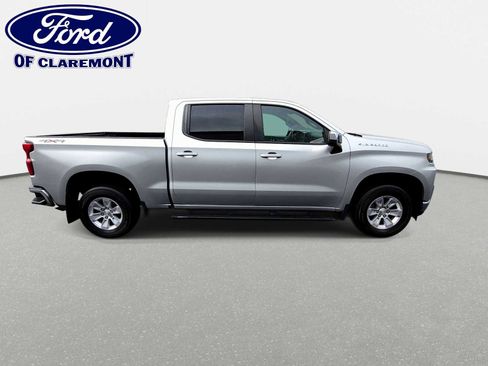 Used 2019 Chevrolet Silverado 1500 LT w/ Fleet Comfort Package AWD/4WD image 9