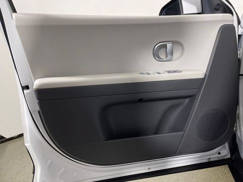 Certified 2024 Hyundai Ioniq 5 SEL RWD image 19
