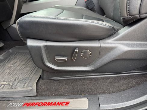 Used 2019 Ford F150 Raptor w/ Equipment Group 802A Luxury AWD/4WD image 7