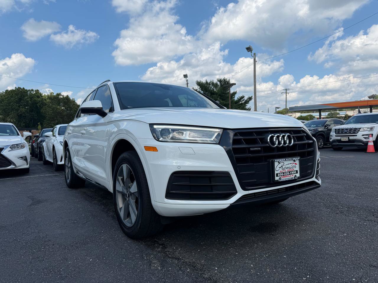 Used 2020 Audi Q5 2.0T Premium AWD/4WD image 3
