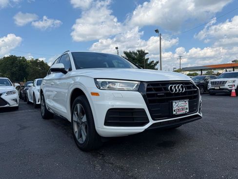 Used 2020 Audi Q5 2.0T Premium AWD/4WD image 3