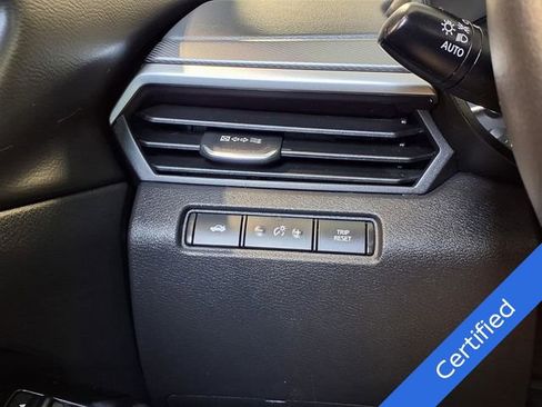 Used 2025 Nissan Altima 2.5 SR FWD image 16