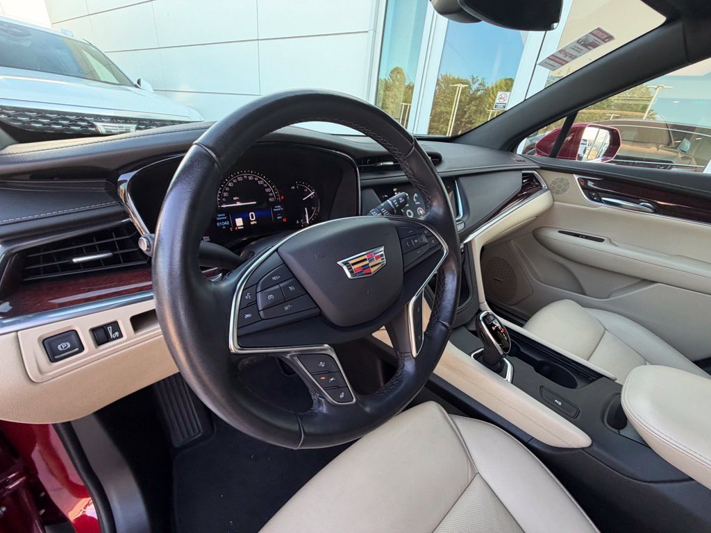 Used 2019 Cadillac XT5 Luxury FWD image 14