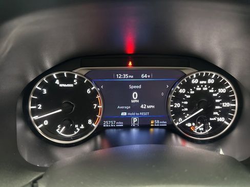 Used 2025 Nissan Altima 2.5 SV image 34